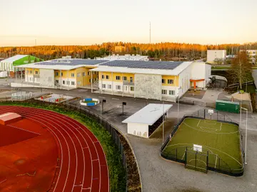 Sivistyskampus Siuntion Sydän_piha.jpg