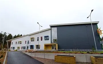 Pääskyvuoren koulu valmistui Turussa – uutta ja saneerattua yhdistävät tilat avautuivat 360 koululaiselle