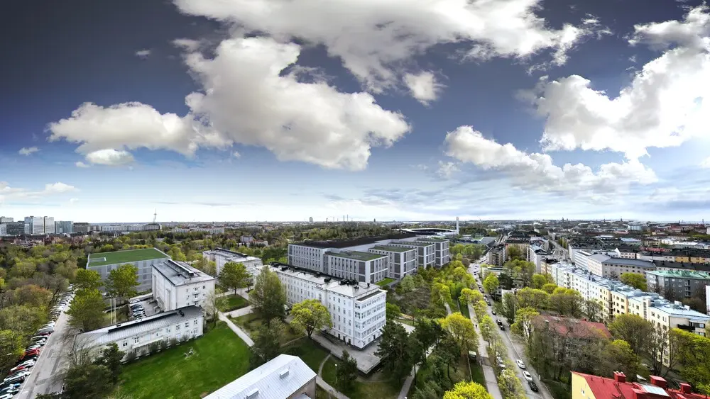 Laakson_yhteissairaala_Urheilukatu-pohjoisesta_web.jpg